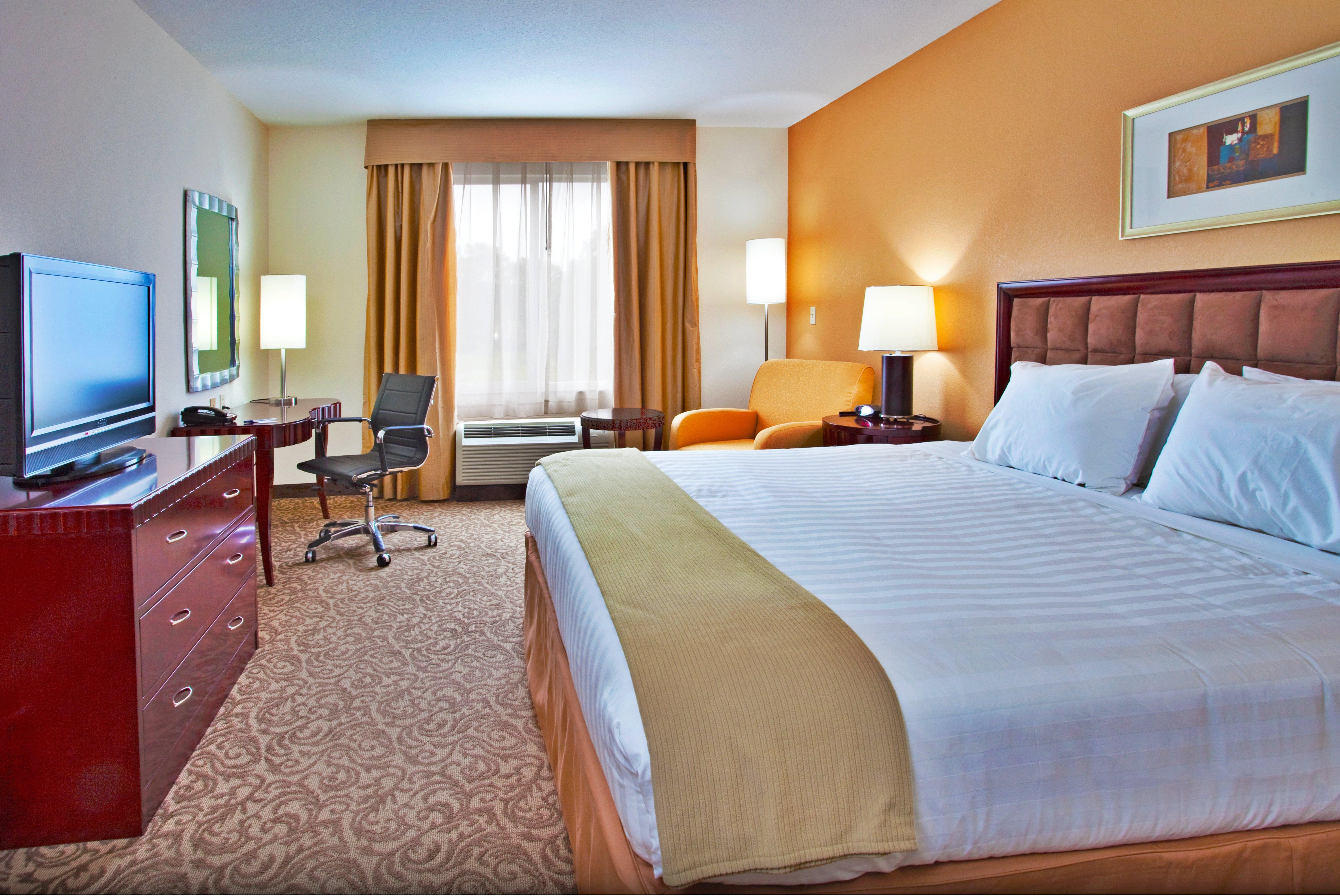 Express & Brooksville-i-75 By Ihg