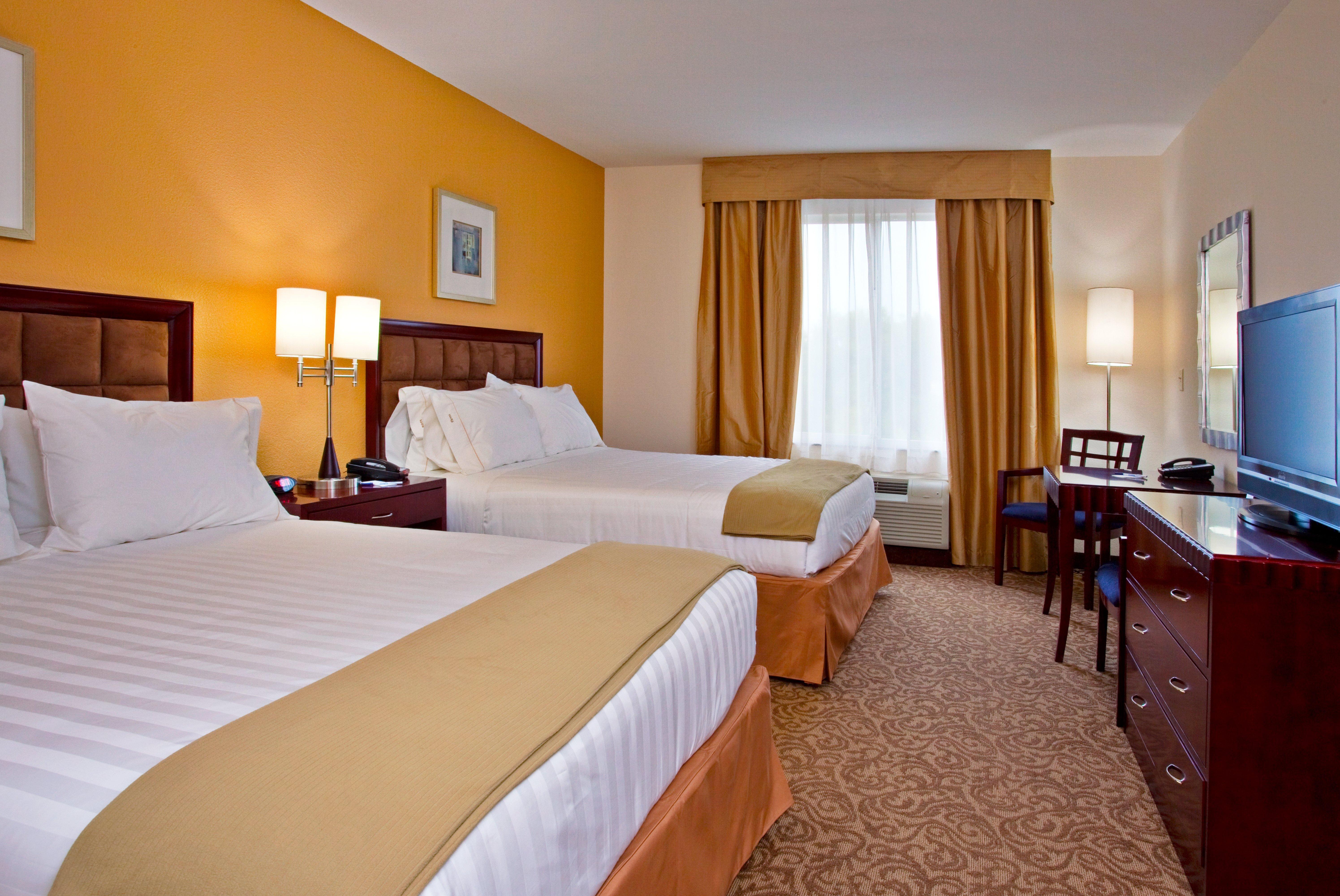 Express & Brooksville-i-75 By Ihg Hotel 2*